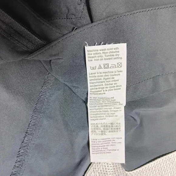 J.Crew Shorts. Men's size  36 - Picture 5 of 7